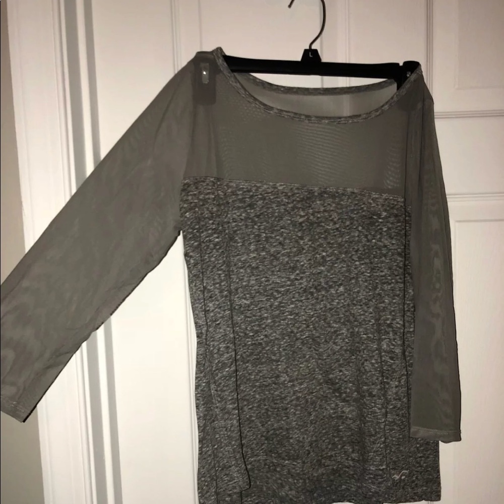 Hollister half sleeve top